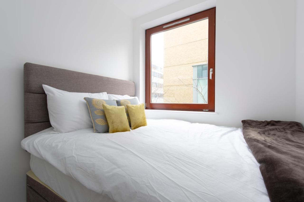 City Living Apartments Лондон Екстер'єр фото